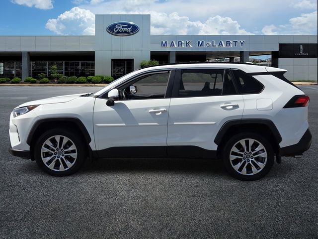 Used 2020 Toyota RAV4 XLE Premium w/ All Weather Liner Package video 2