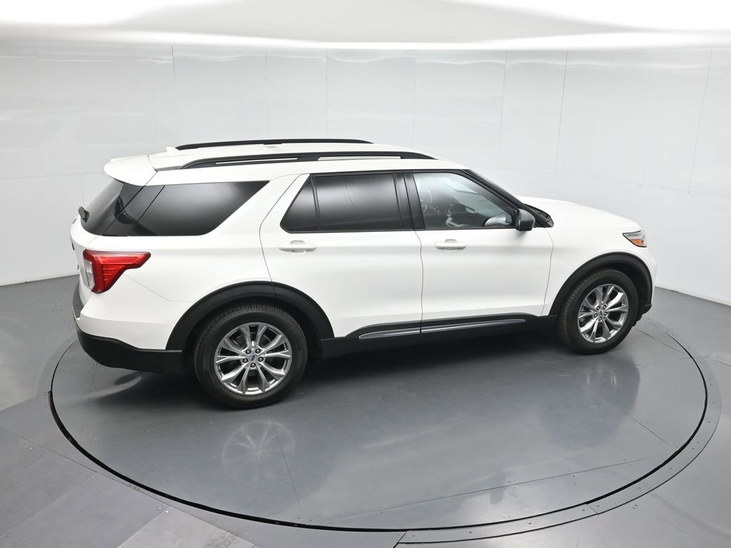 Certified 2021 Ford Explorer XLT w/ Equipment Group 202A RWD image 40