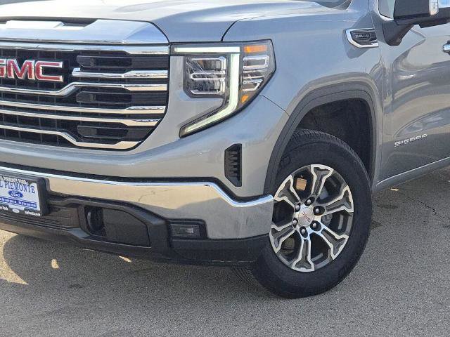 Used 2025 GMC Sierra 1500 SLT AWD/4WD image 3