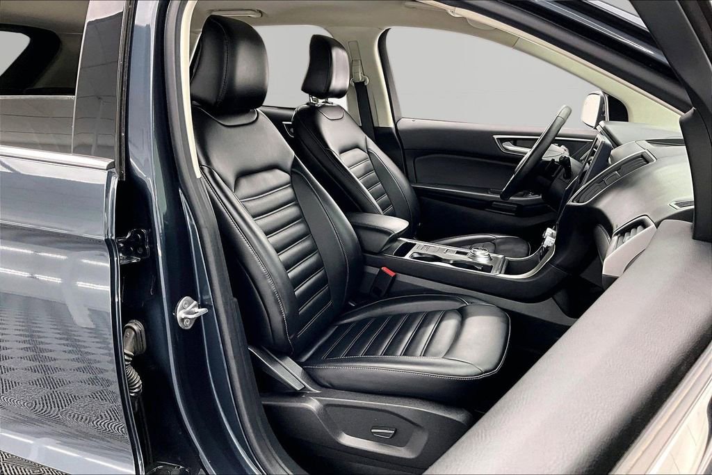 Certified 2022 Ford Edge SEL w/ Convenience Package AWD/4WD image 7