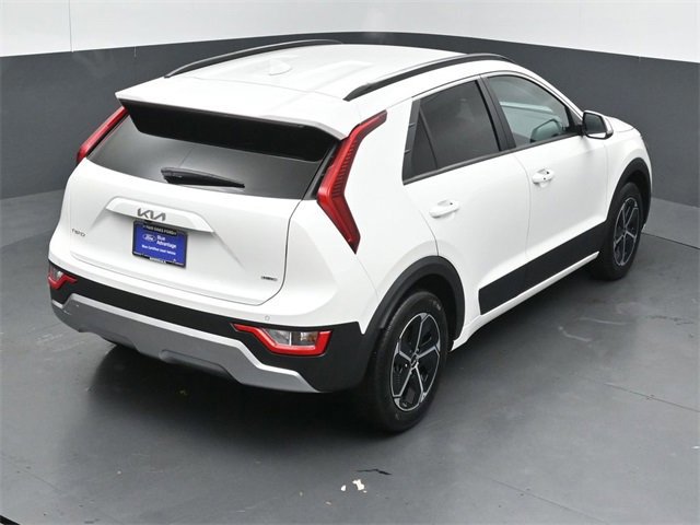 Used 2024 Kia Niro EX image 16