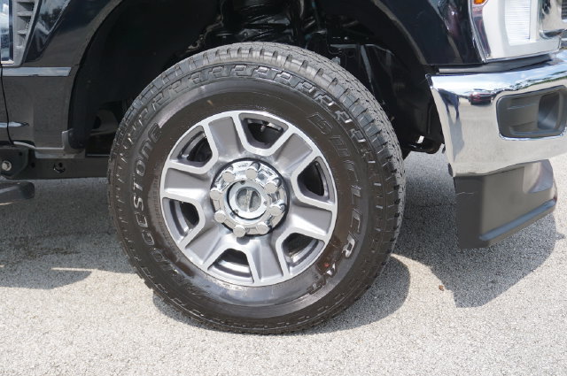 Certified 2025 Ford F250 XLT w/ FX4 Off-Road Package AWD/4WD image 36