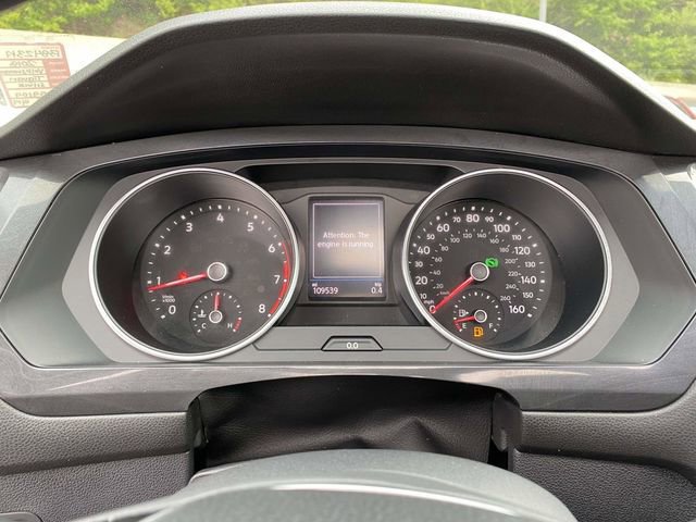 Used 2018 Volkswagen Tiguan SEL image 27