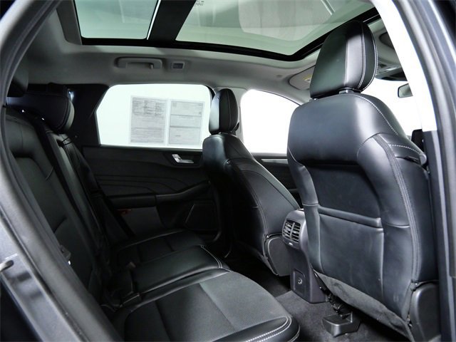 Certified 2022 Ford Escape Titanium w/ Class II Trailer Tow Package image 12