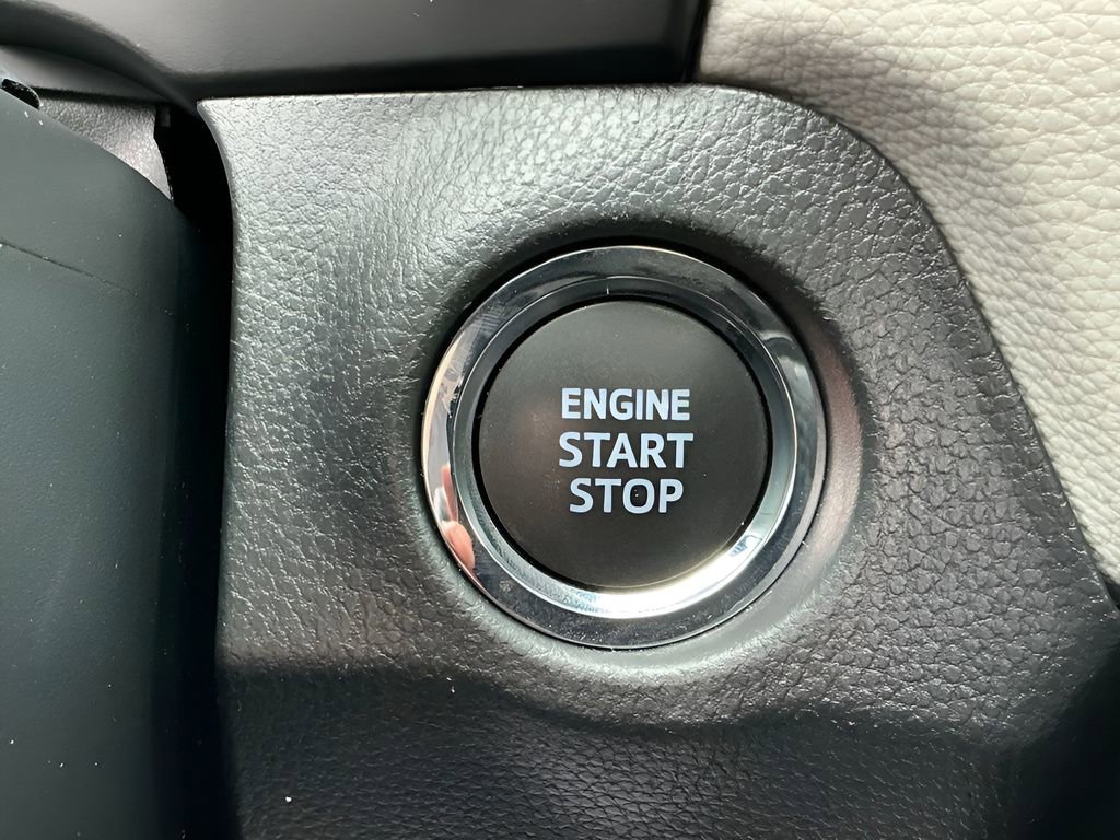 Used 2023 Toyota RAV4 XLE Premium FWD image 43