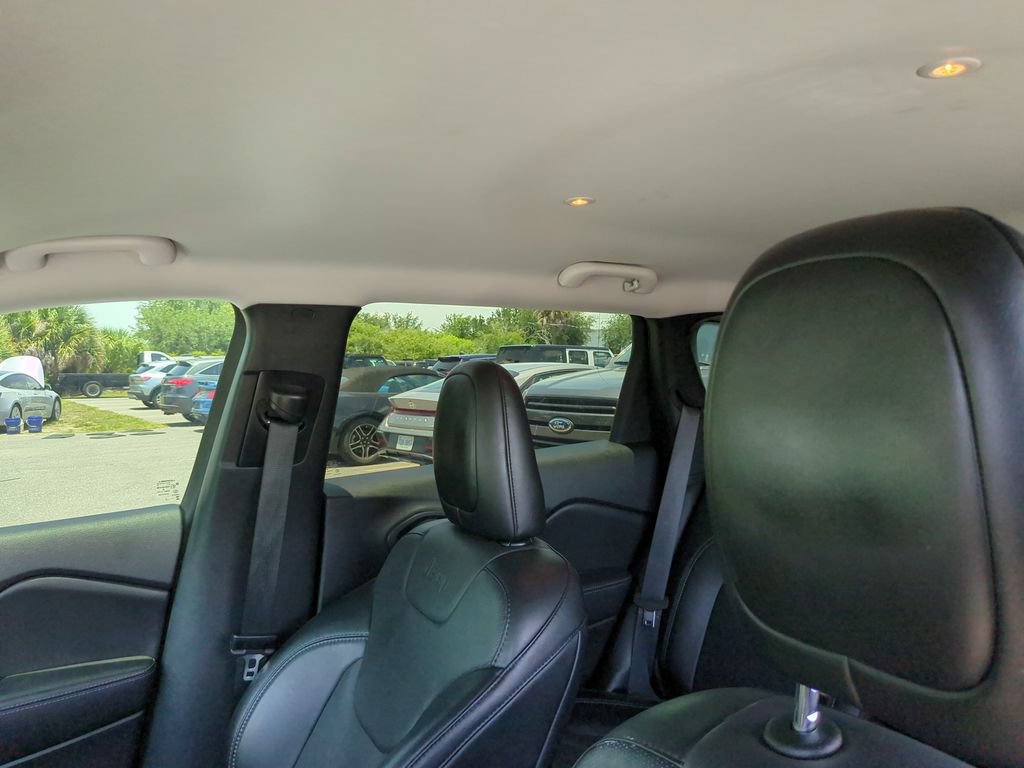 Used 2023 Jeep Cherokee Altitude Lux AWD/4WD image 21