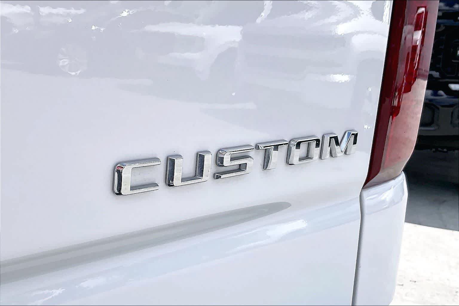 Used 2022 Chevrolet Silverado 1500 Custom RWD image 7