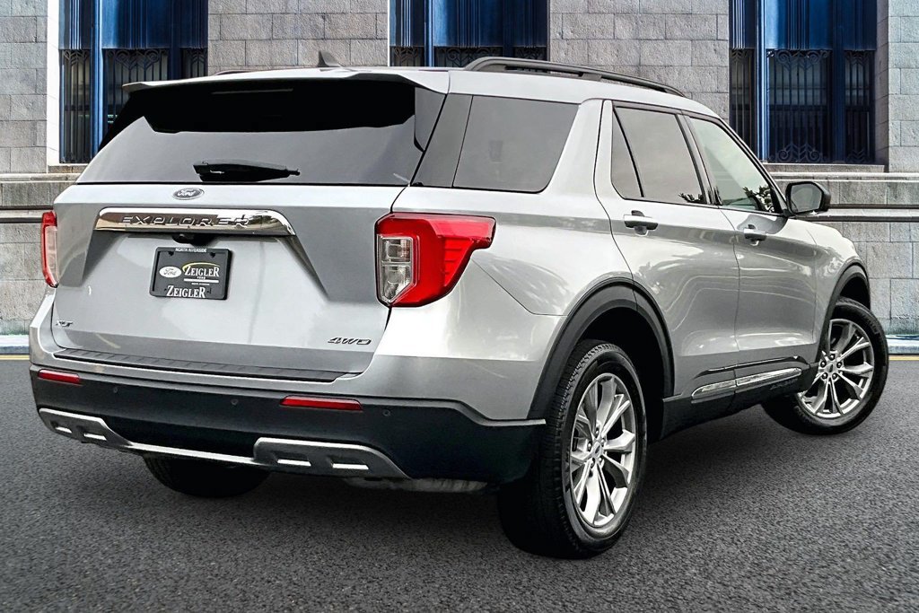 Certified 2023 Ford Explorer XLT w/ Equipment Group 202A AWD/4WD image 11