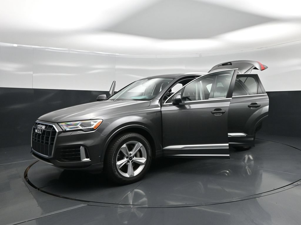 Used 2024 Audi Q7 2.0T Premium AWD/4WD image 28