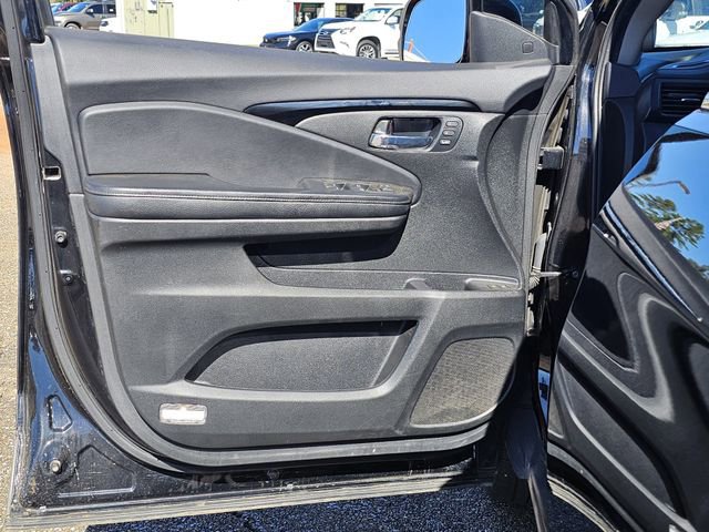 Used 2020 Honda Pilot Elite image 14