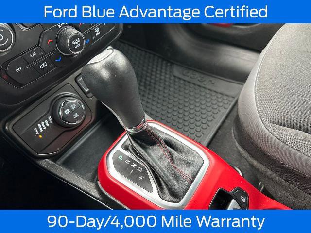 Used 2022 Jeep Renegade Trailhawk w/ Trailer Tow Group image 21