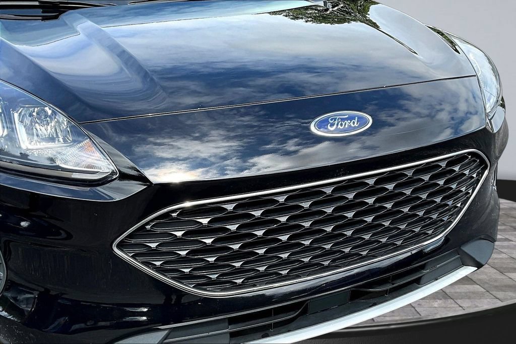 Certified 2022 Ford Escape SE AWD/4WD image 33