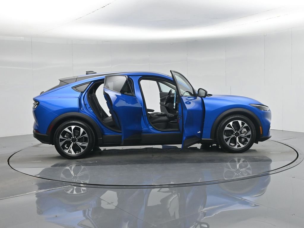 Certified 2025 Ford Mustang Mach-E Select w/ Comfort Package Lite image 34