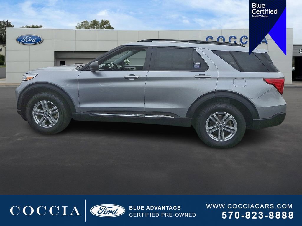 Certified 2022 Ford Explorer XLT AWD/4WD image 2
