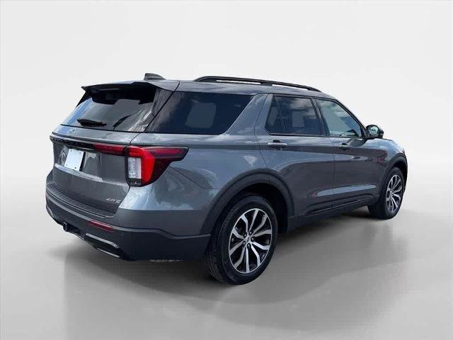 Certified 2025 Ford Explorer ST-Line AWD/4WD image 5