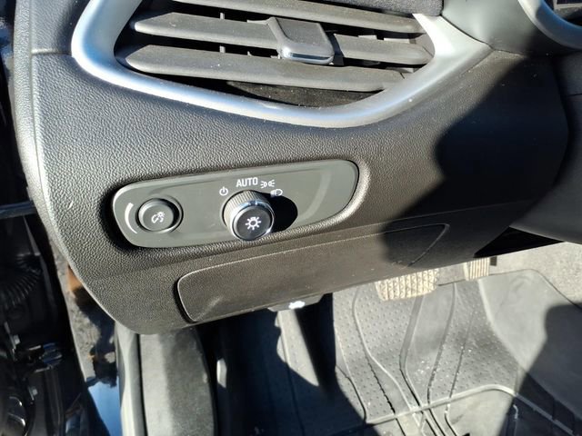 Used 2024 Chevrolet Malibu LT image 13