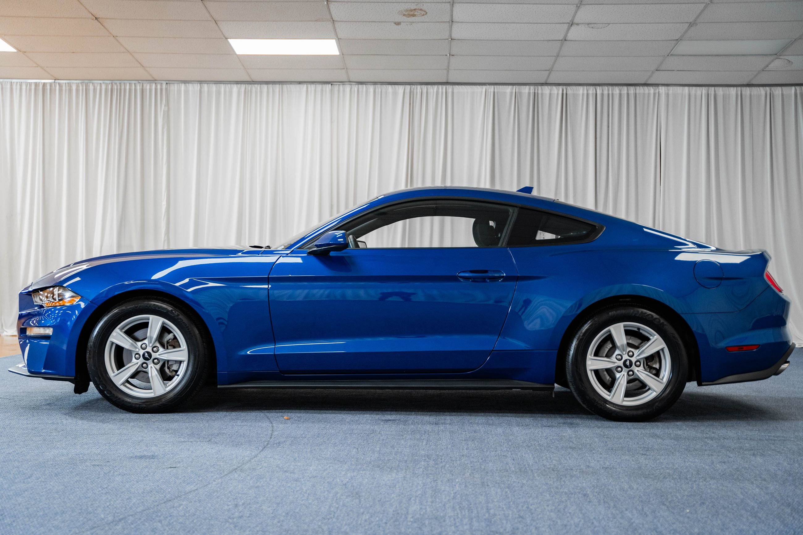 Certified 2022 Ford Mustang Coupe image 5