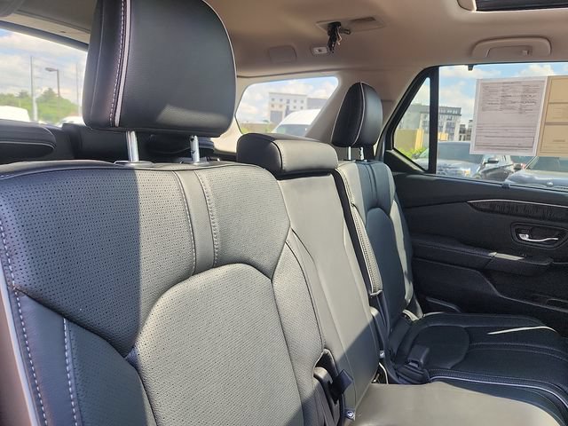 Used 2023 Honda Pilot Elite image 30