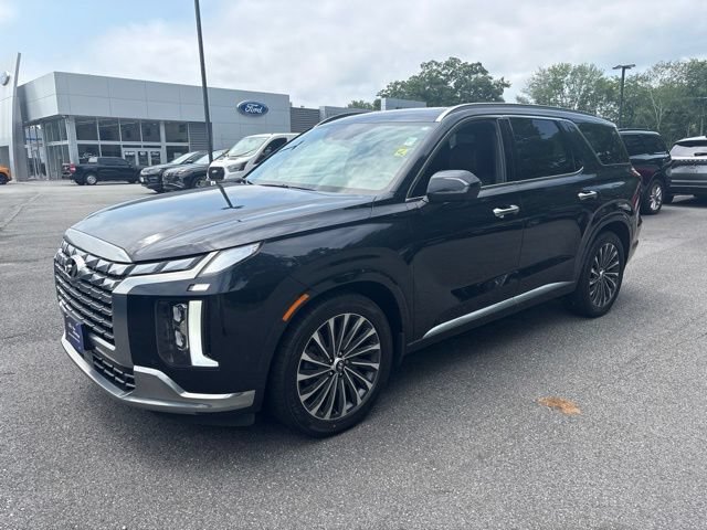 Used 2024 Hyundai Palisade Calligraphy AWD/4WD image 2