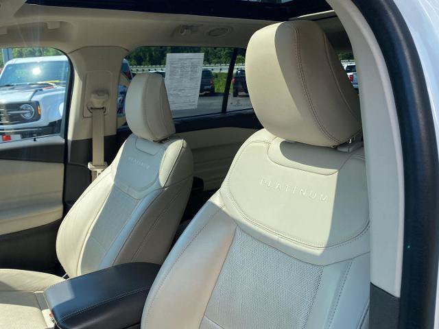 Certified 2022 Ford Explorer Platinum w/ Equipment Group 601A AWD/4WD image 13
