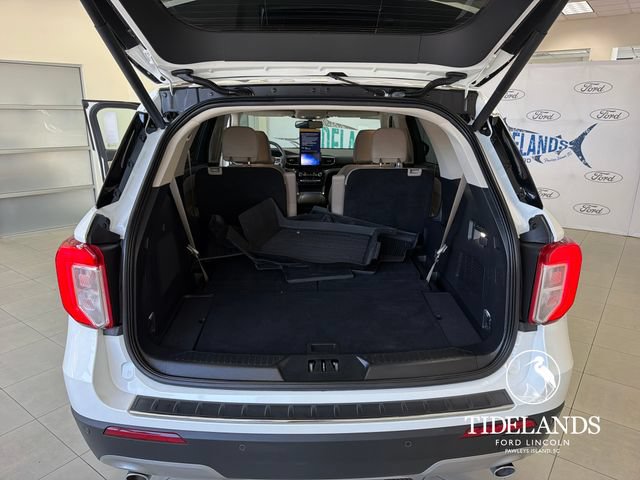 Certified 2023 Ford Explorer Limited w/ Equipment Group 301A RWD image 12