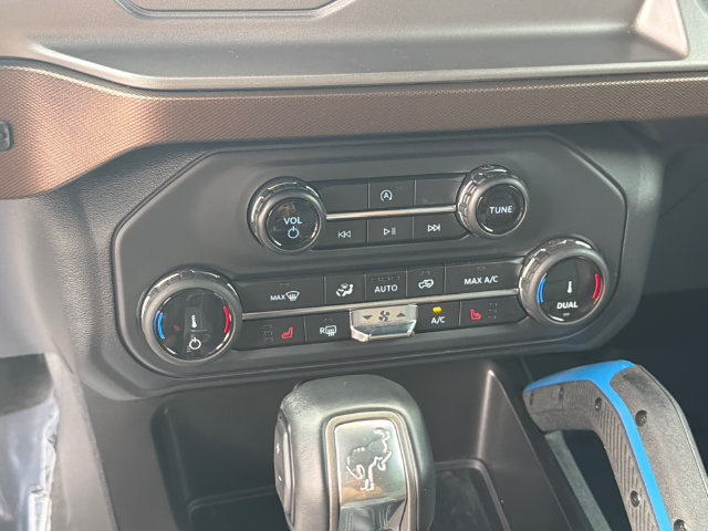 Certified 2022 Ford Bronco Outer Banks AWD/4WD image 32