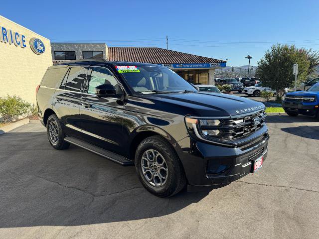 Certified 2025 Ford Expedition Active AWD/4WD image 5