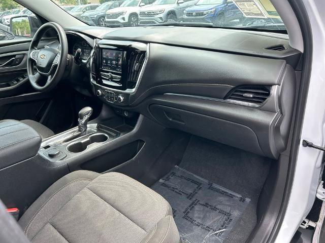 Used 2021 Chevrolet Traverse LS FWD image 39