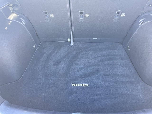 Used 2022 Nissan Kicks SV image 22