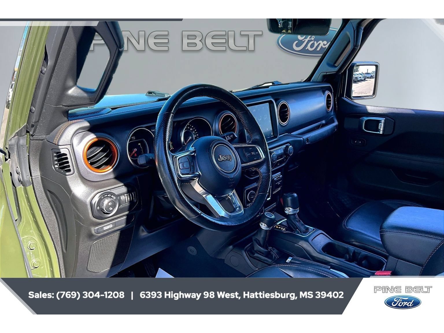 Used 2022 Jeep Gladiator Mojave w/ LED Lighting Group AWD/4WD image 13
