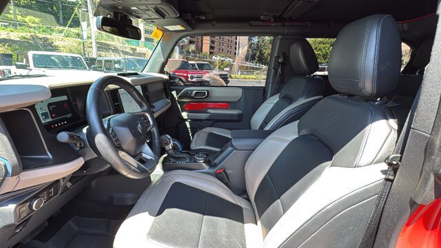 Certified 2023 Ford Bronco Wildtrak AWD/4WD image 16