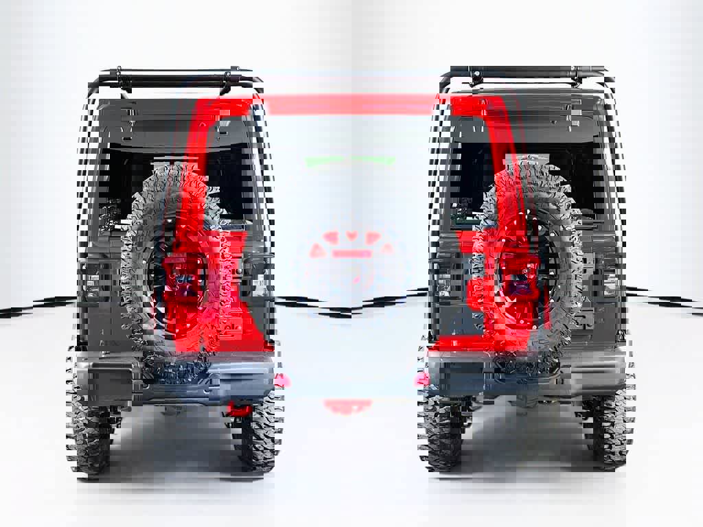 Used 2022 Jeep Wrangler Unlimited Rubicon w/ Steel Bumper Group image 5