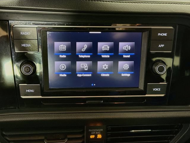 Used 2023 Volkswagen Jetta SE FWD image 17