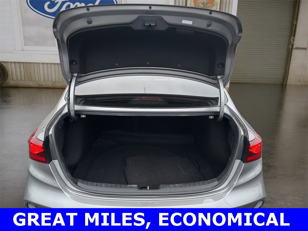 Used 2024 Kia Forte LXS image 7