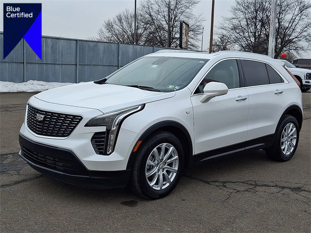 Used 2020 Cadillac XT4 Luxury w/ Cold Weather Package image 1