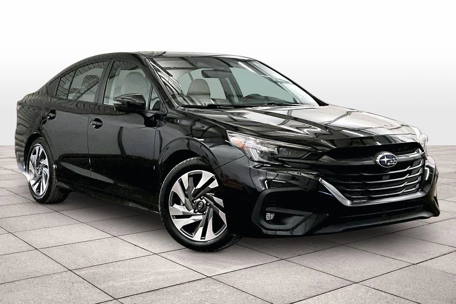 Used 2024 Subaru Legacy Limited image 2