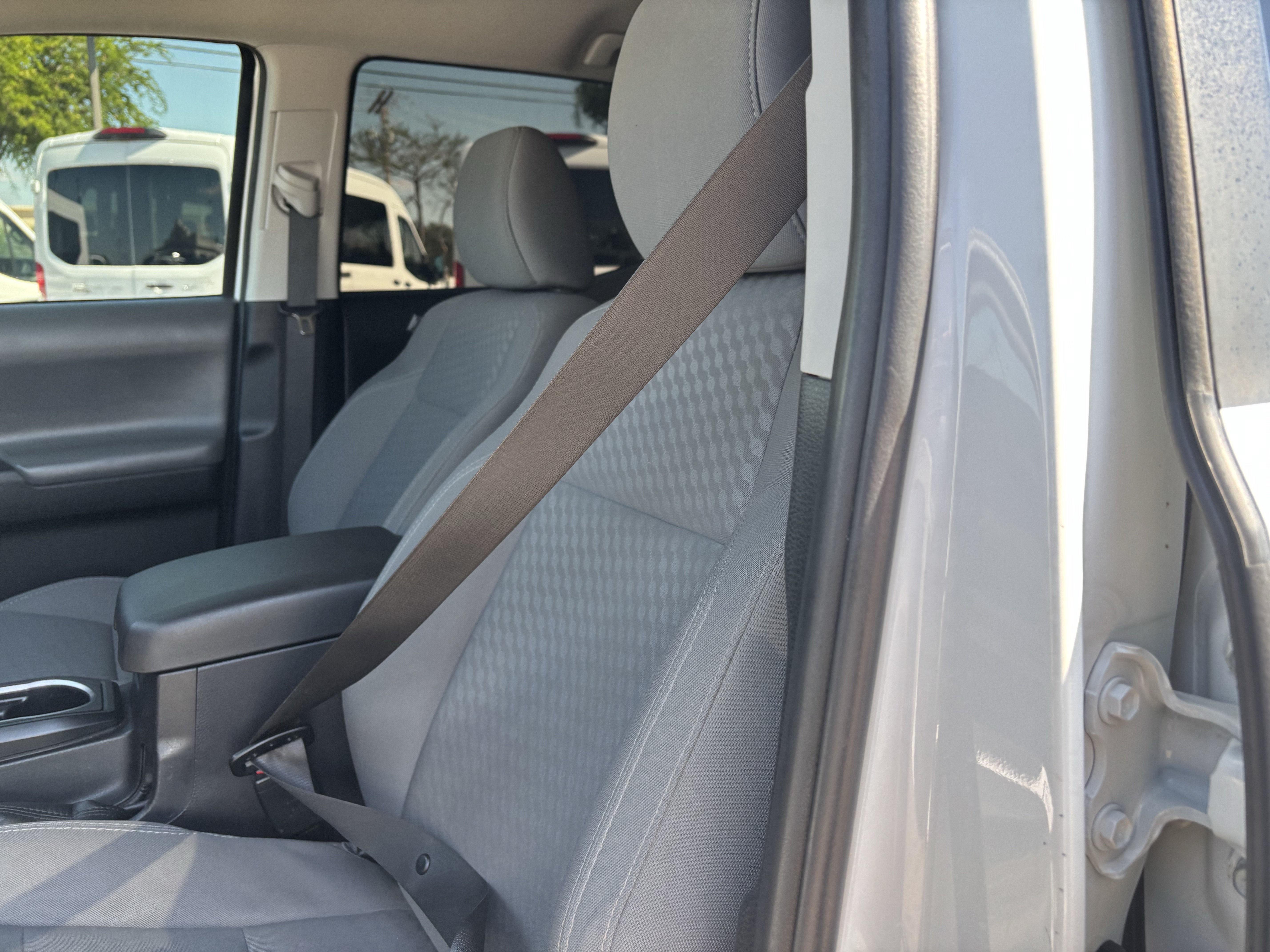 Used 2021 Toyota Tacoma SR w/ SR Convenience Package RWD image 11