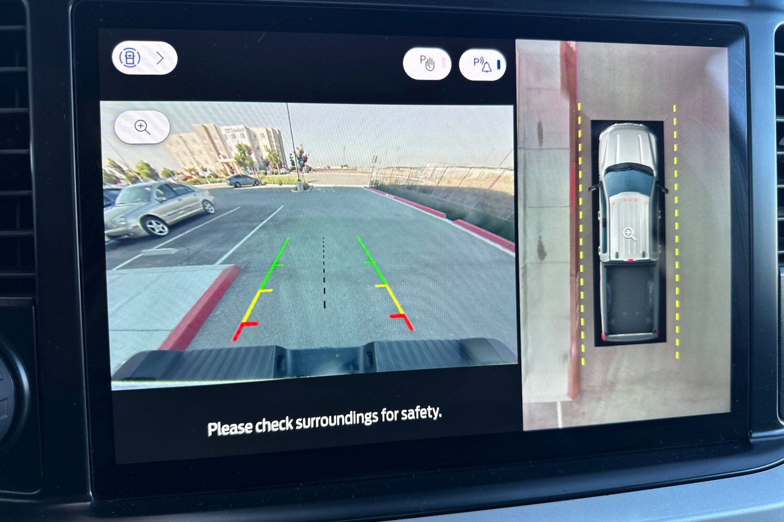 Certified 2023 Ford F350 XLT w/ XLT Premium Package image 22