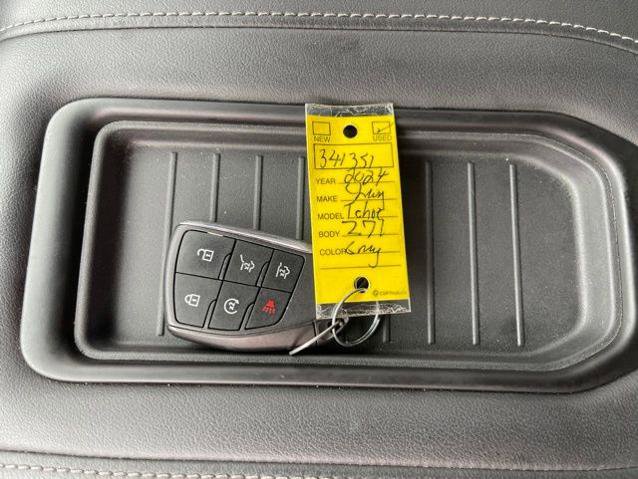 Used 2024 Chevrolet Tahoe Z71 w/ Z71 Off-Road Package AWD/4WD image 38