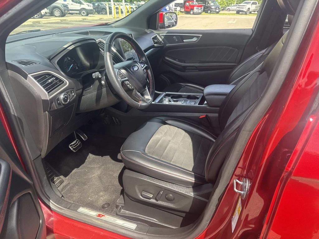 Certified 2023 Ford Edge ST-Line AWD/4WD image 18