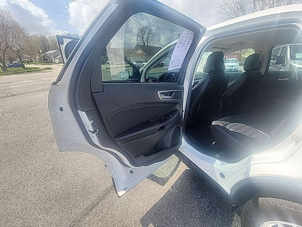 Certified 2024 Ford Edge SEL w/ Convenience Package AWD/4WD image 17