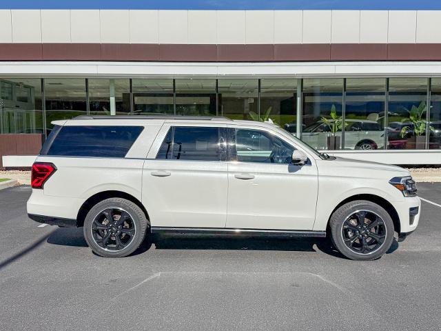 Certified 2023 Ford Expedition Max Limited AWD/4WD image 7