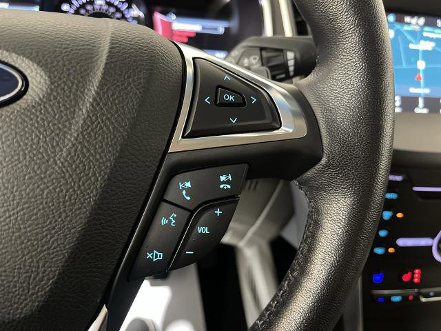 Certified 2018 Ford Edge Titanium w/ Equipment Group 301A image 25