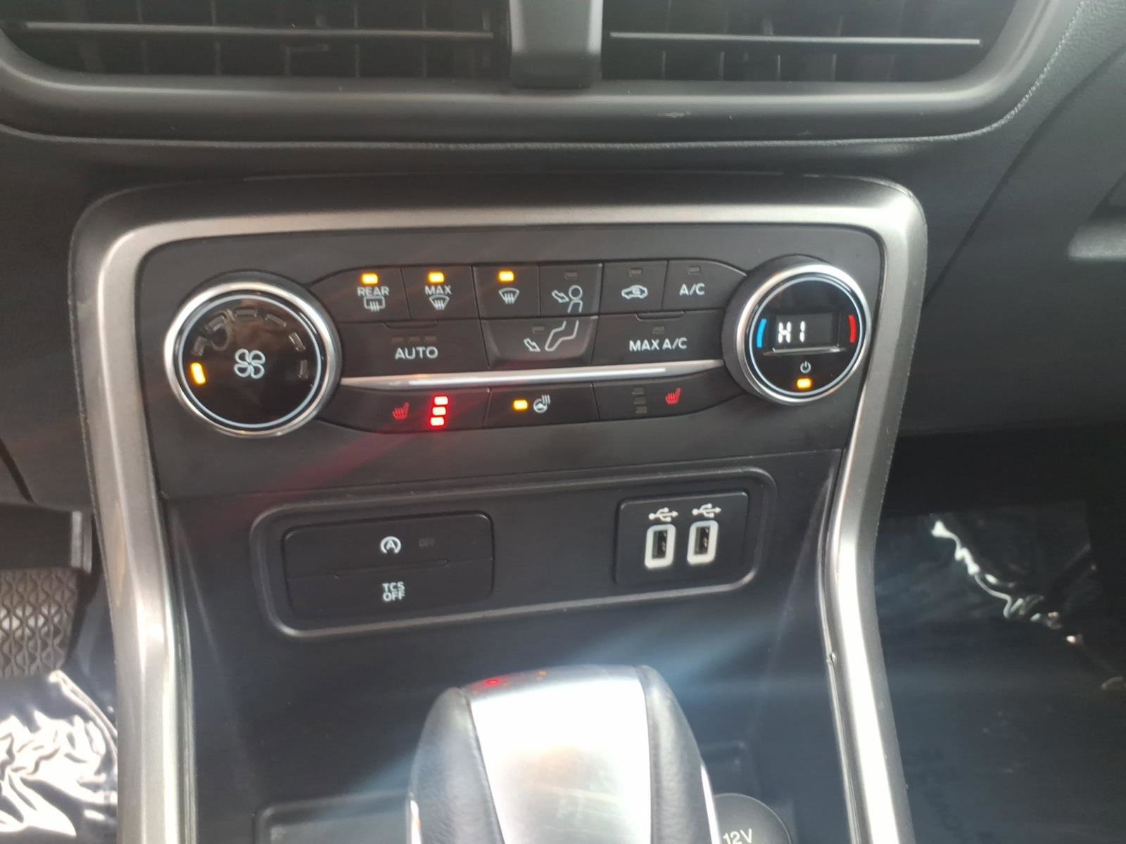 Certified 2020 Ford EcoSport SES image 20