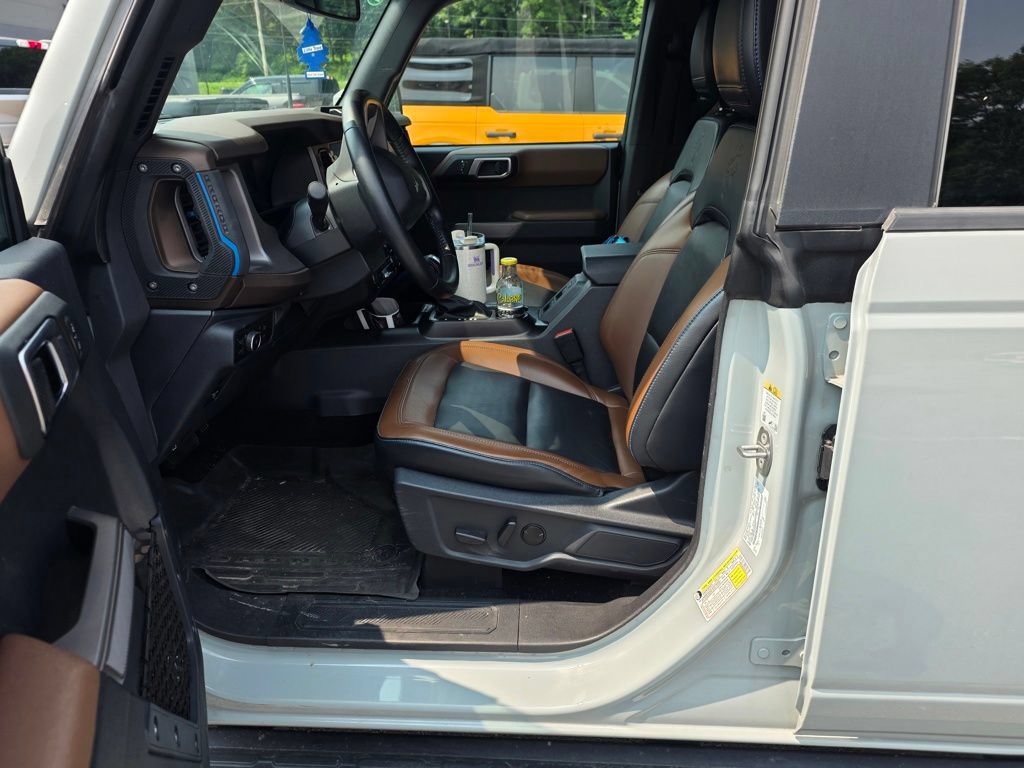Certified 2023 Ford Bronco Outer Banks AWD/4WD image 2