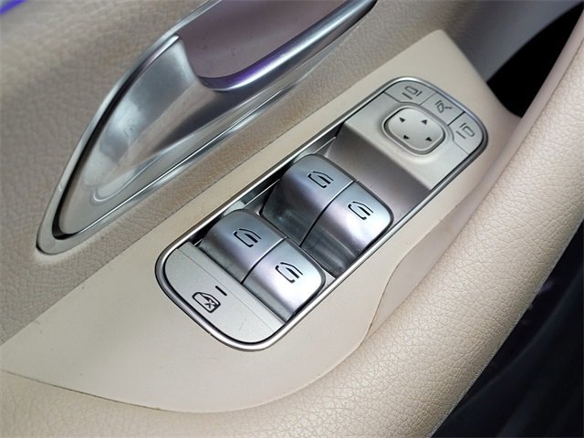 Used 2021 Mercedes-Benz GLE 350 4MATIC image 25