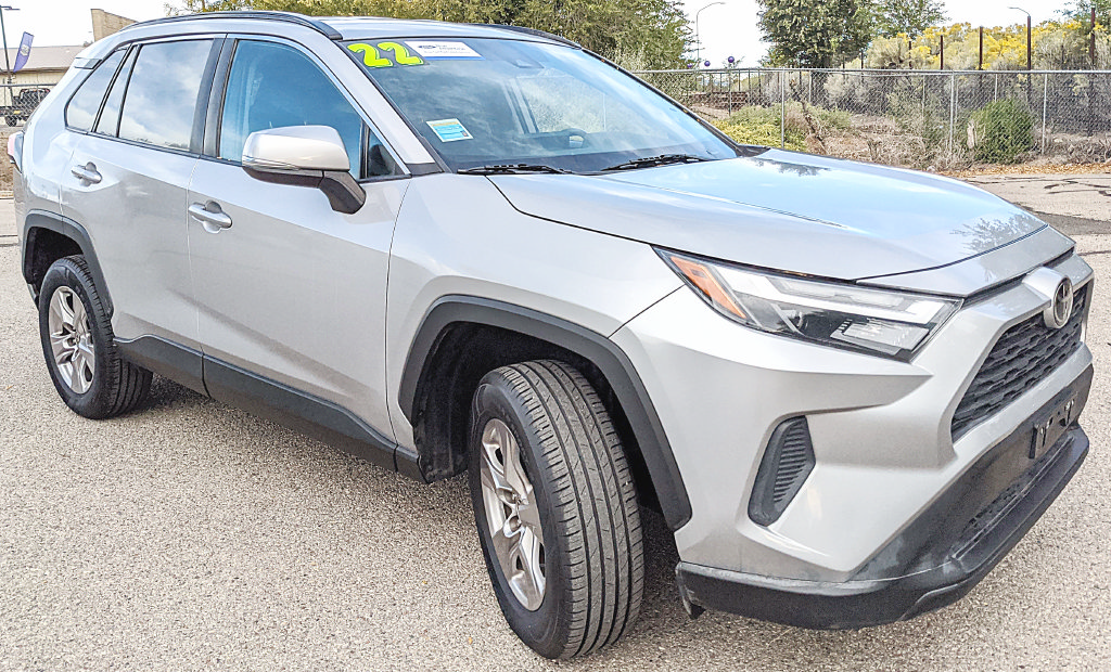 Used 2022 Toyota RAV4 XLE