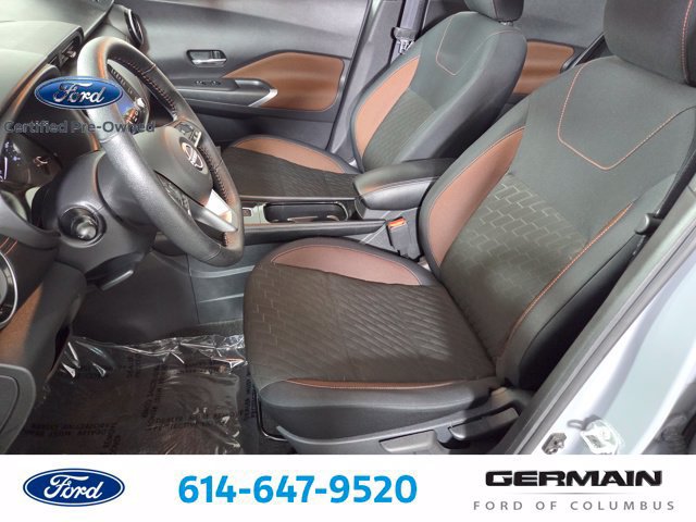 Used 2023 Nissan Kicks SR w/ Interior Electronics Package FWD image 18