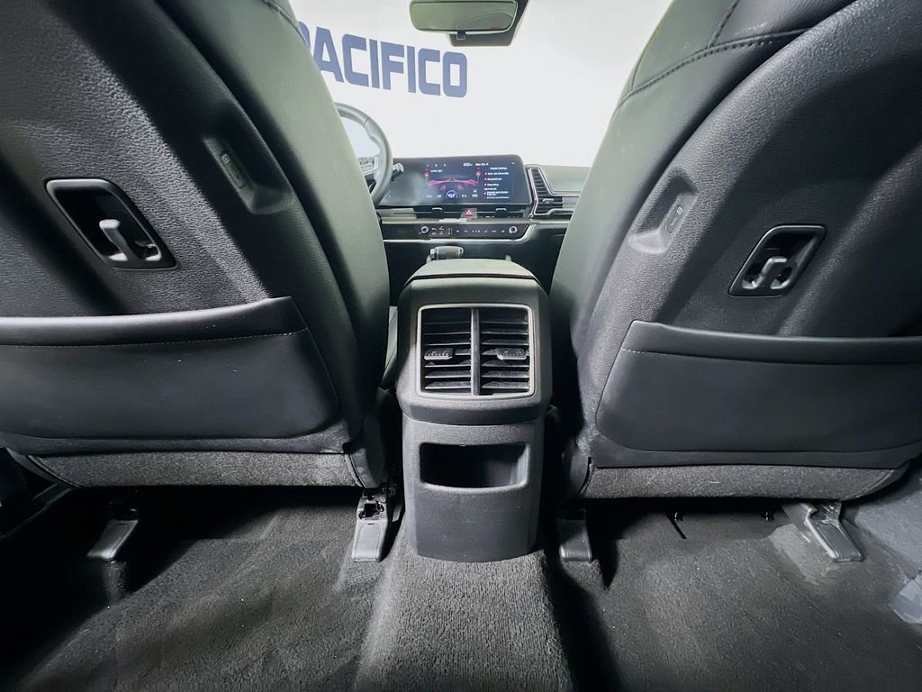 Used 2023 Kia Sportage EX image 37