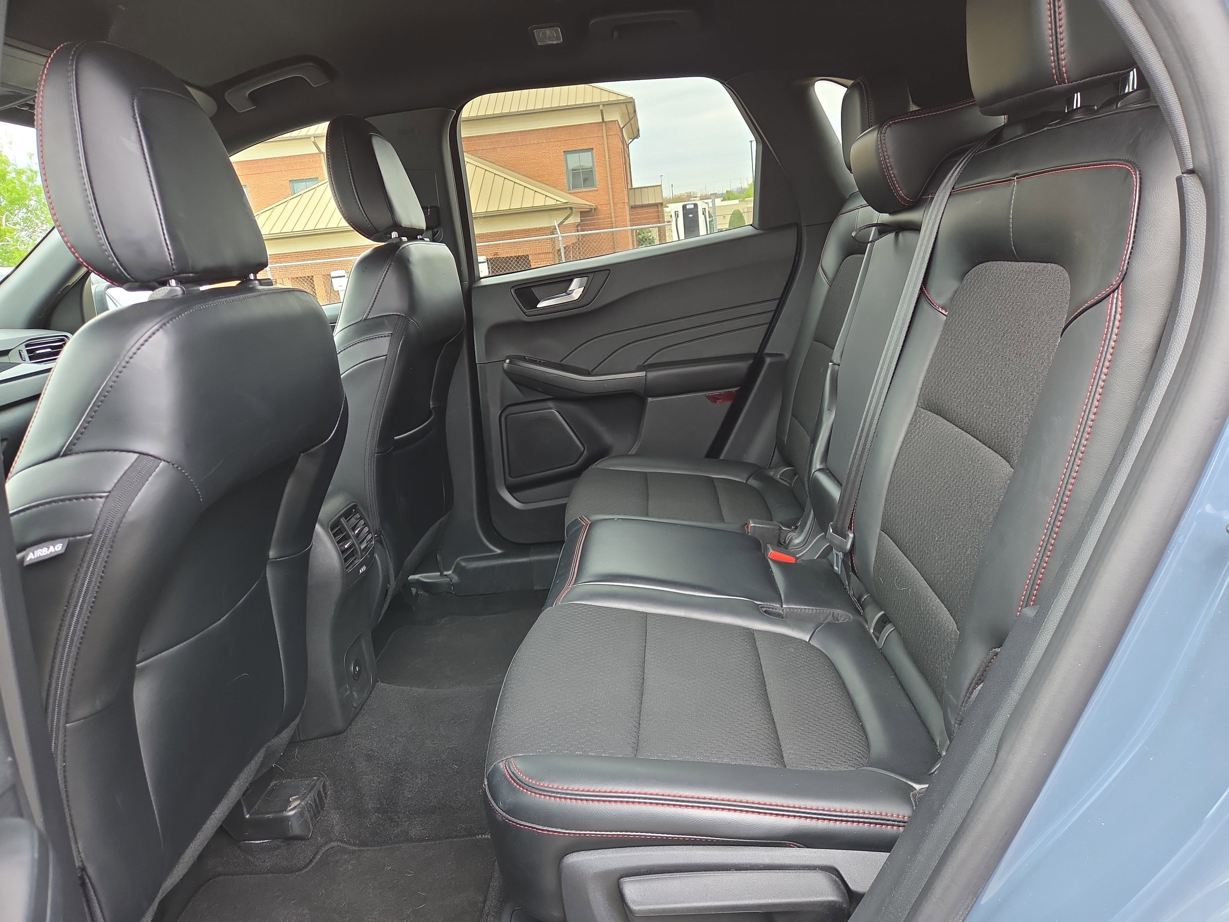 Certified 2025 Ford Escape ST-Line image 11